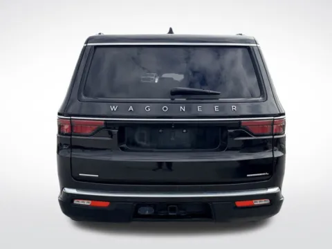 More photos of 2023 Jeep Wagoneer L Series II at Step One Motorsports, FL