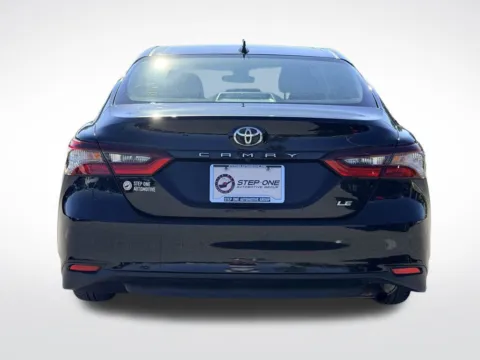More photos of 2021 Toyota Camry LE at Step One Motorsports, FL