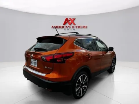 More photos of 2017 Nissan Rogue Sport SL at America's Xtreme Auto, TX