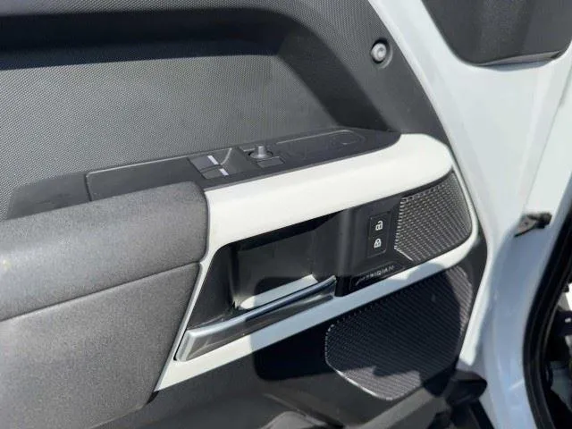 2021 Land Rover Defender Standard - Photo 18