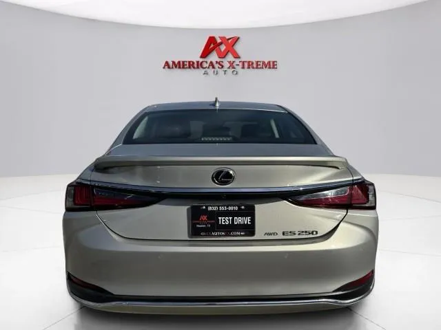 More photos of 2021 Lexus ES 250 at America's Xtreme Auto, TX