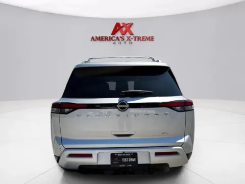 More photos of 2023 Nissan Pathfinder SL at America's Xtreme Auto, TX
