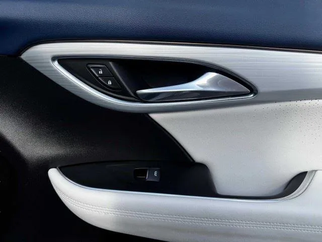 2024 Buick Envision Avenir - Photo 55