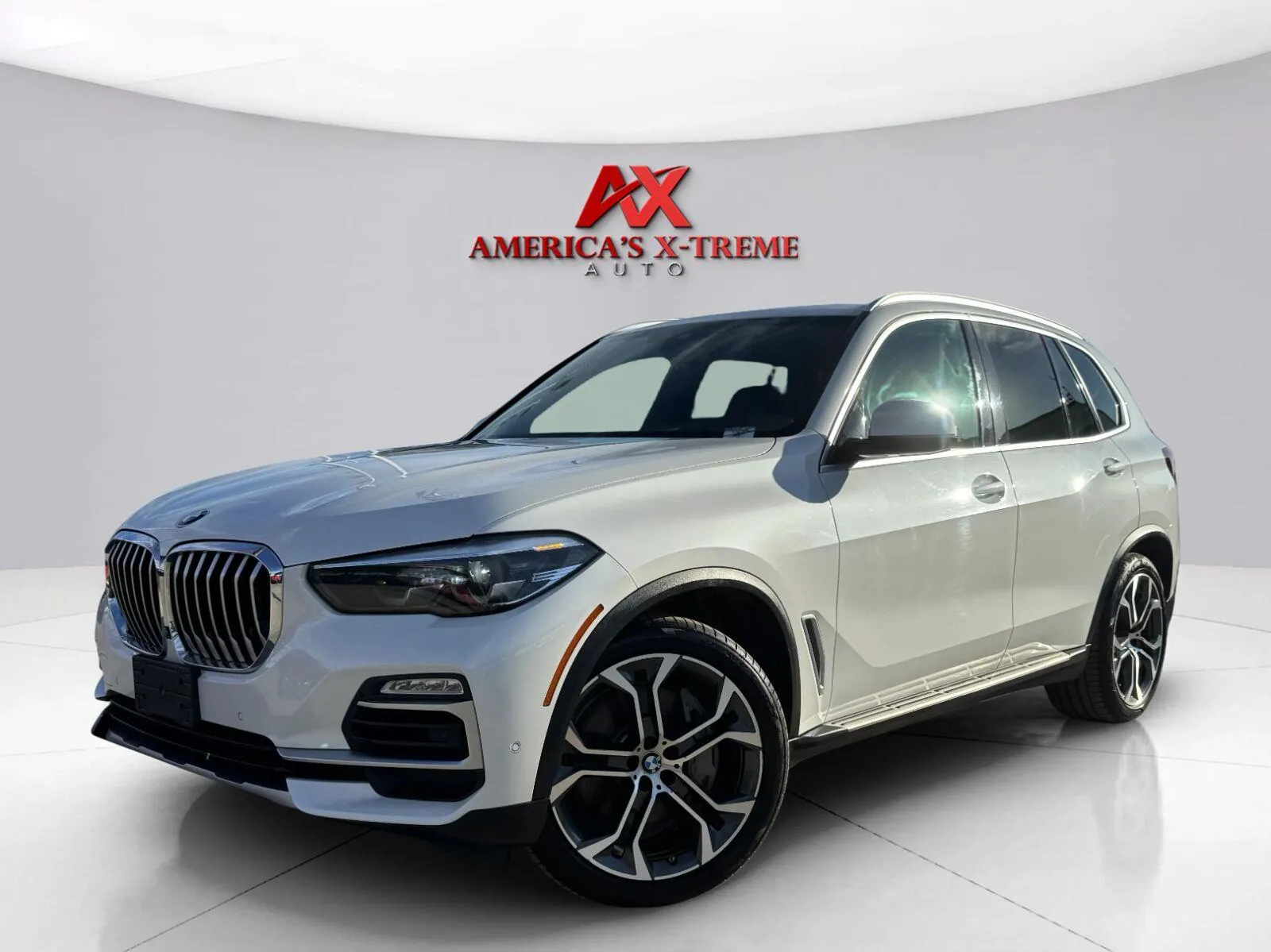 White 2020 BMW X5 xDrive50i for sale in Houston, TX