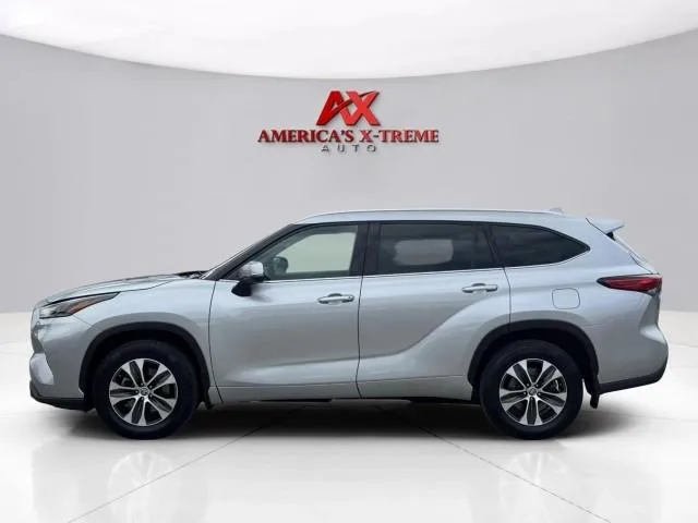 Photos of 2021 Toyota Highlander XLE for sale in Houston, TX at America's Xtreme Auto