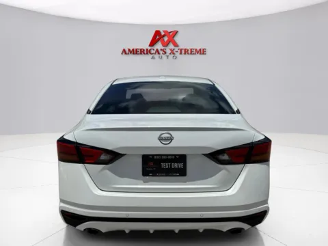 More photos of 2023 Nissan Altima 2.5 SL at America's Xtreme Auto, TX