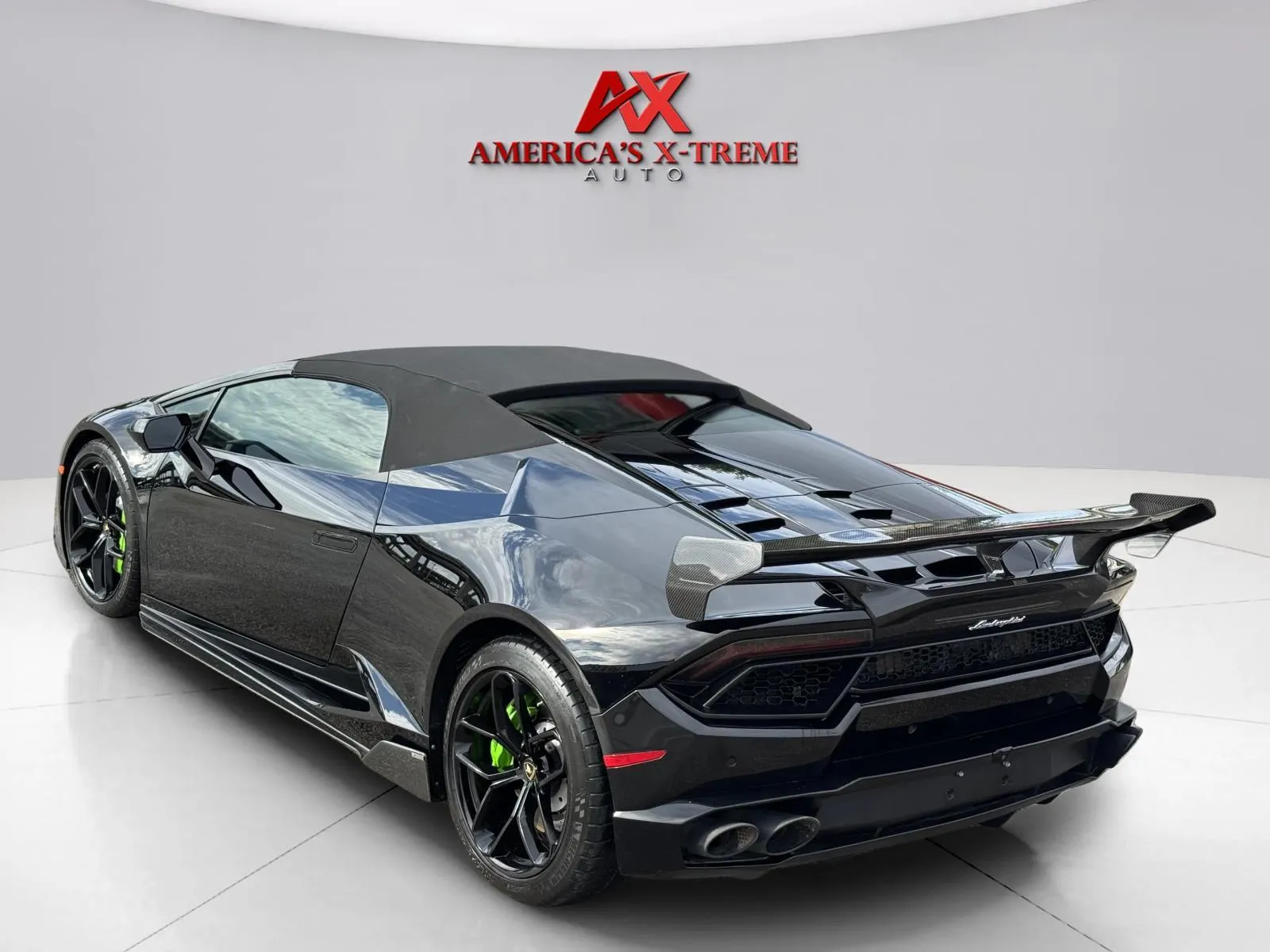 2018 Lamborghini Huracan Base - Photo 12