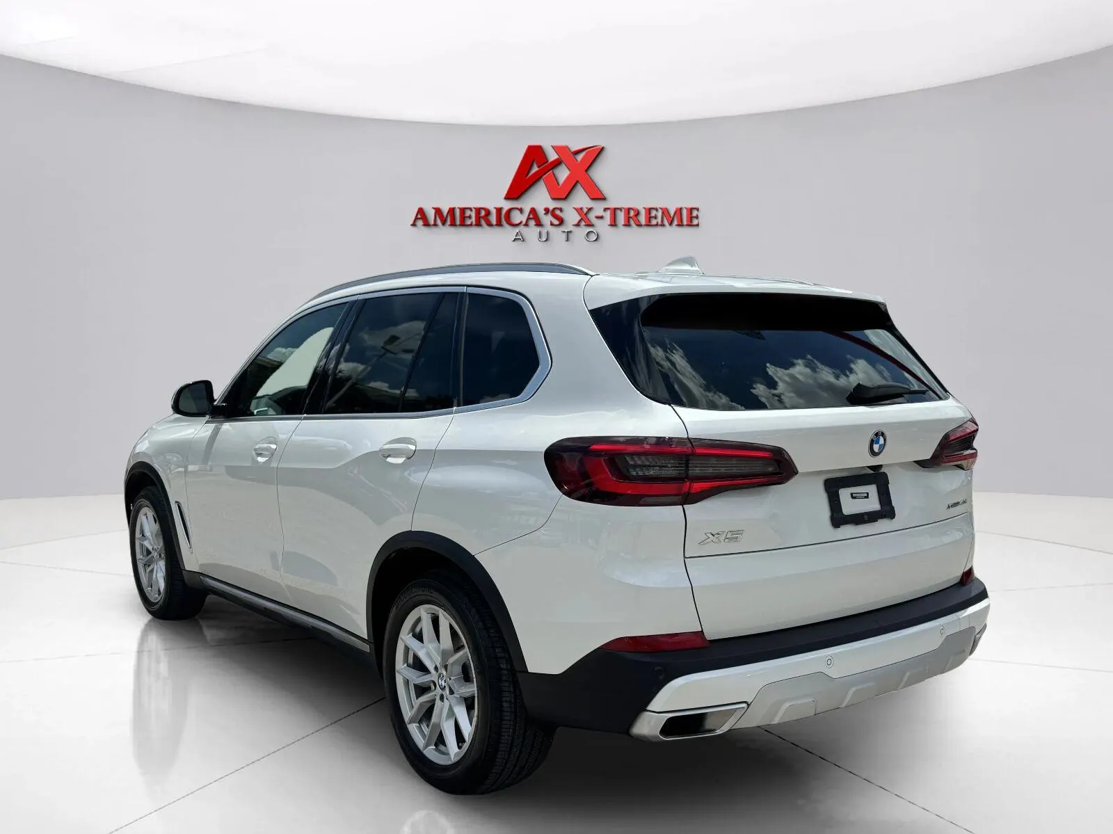 More photos of 2022 BMW X5 xDrive40i at America's Xtreme Auto, TX