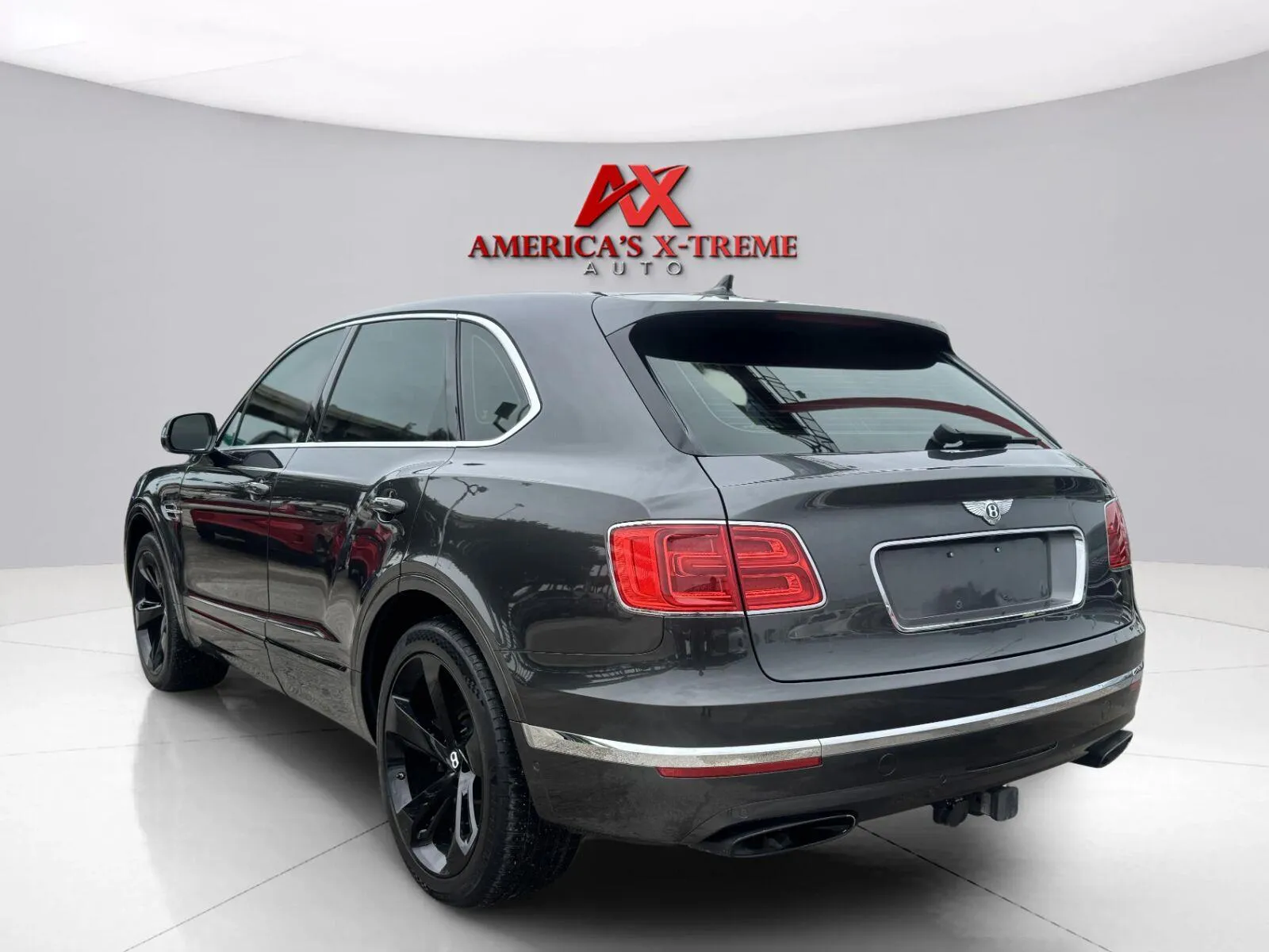 More photos of 2018 Bentley Bentayga W12 Onyx Edition at America's Xtreme Auto, TX