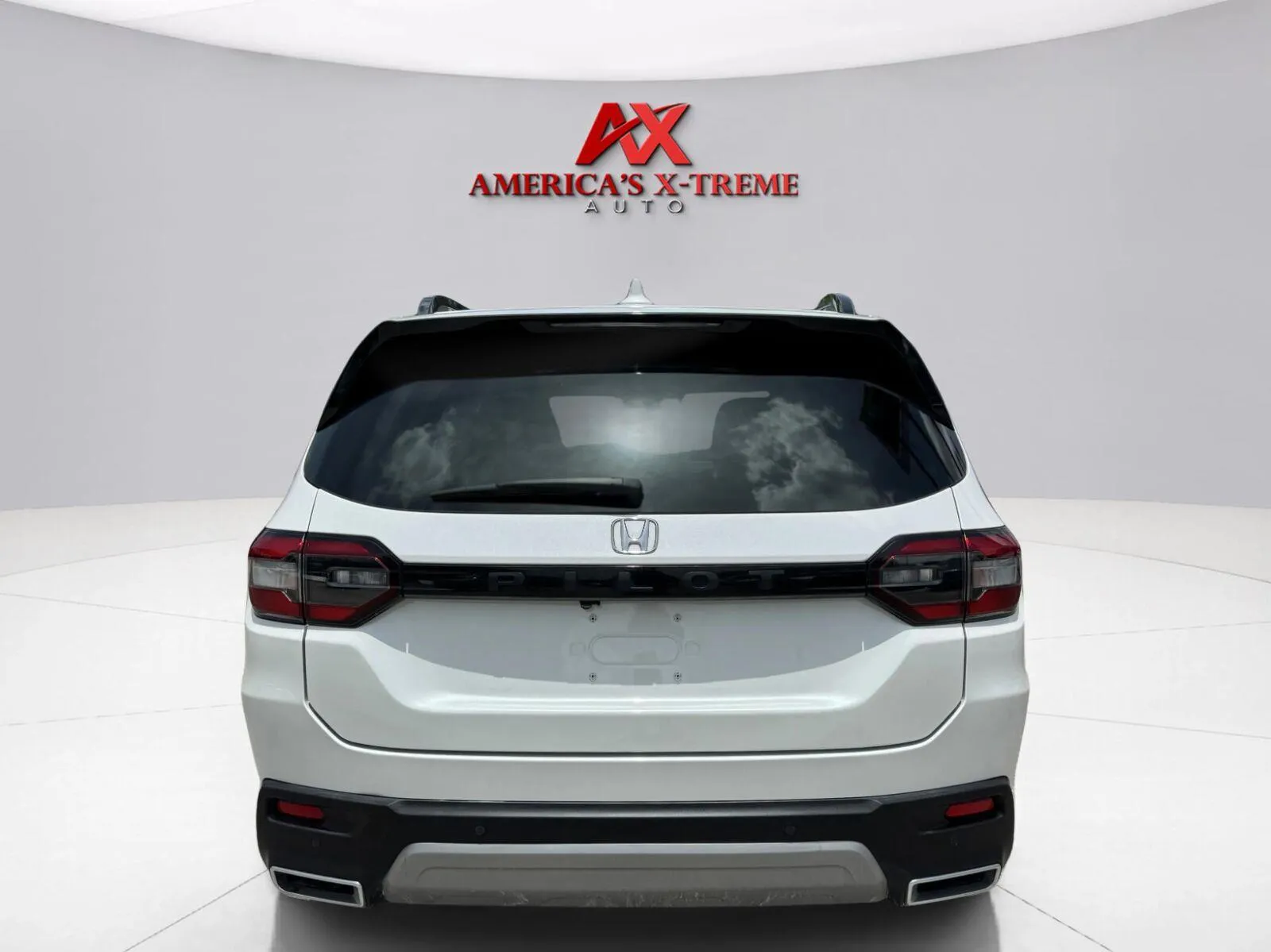 More photos of 2025 Honda Pilot Elite at America's Xtreme Auto, TX