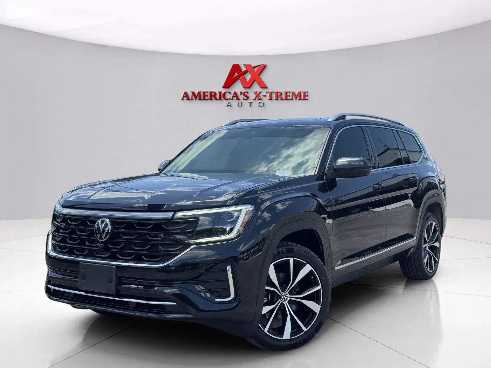 Black 2024 Volkswagen Atlas 2.0T SEL Premium R-Line for sale in Houston, TX