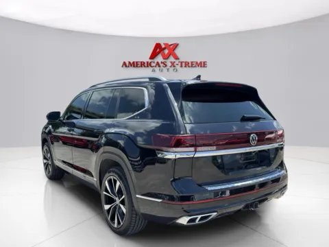 More photos of 2024 Volkswagen Atlas 2.0T SEL Premium R-Line at America's Xtreme Auto, TX