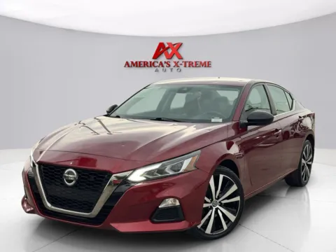Red 2022 Nissan Altima 2.5 SR for sale in Houston, TX