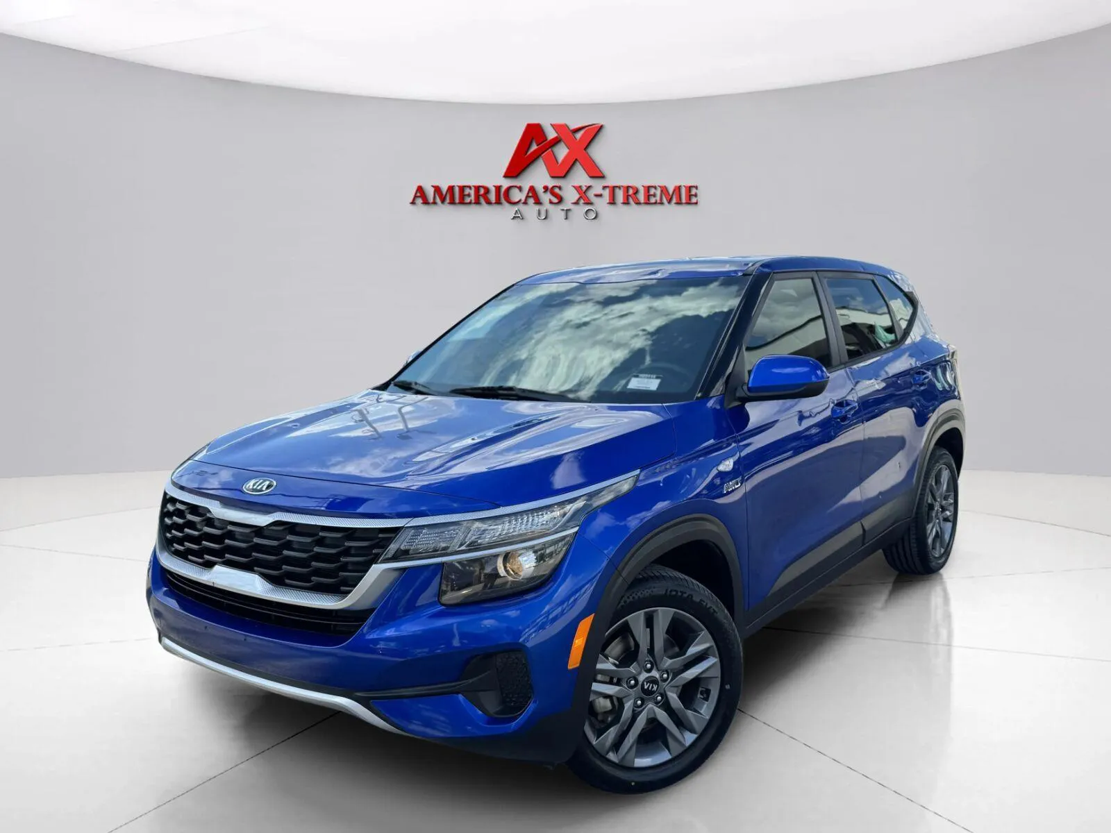 Blue 2021 Kia Seltos LX for sale in Houston, TX