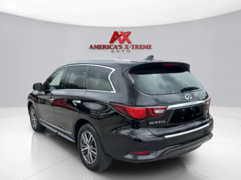 More photos of 2018 INFINITI QX60 Premium at America's Xtreme Auto, TX