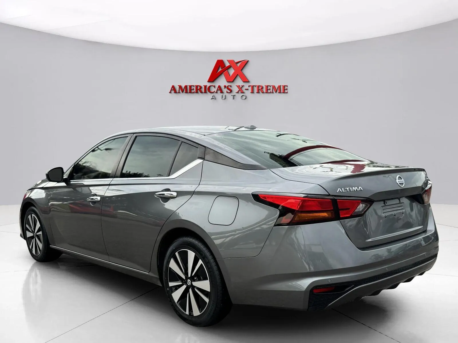 More photos of 2022 Nissan Altima 2.5 SV at America's Xtreme Auto, TX