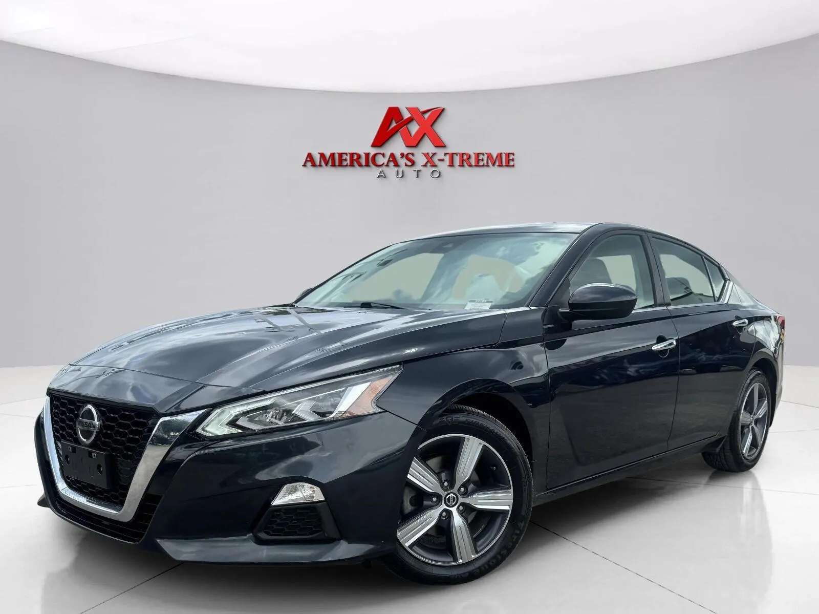 Black 2020 Nissan Kicks SV for sale in Houston, TX