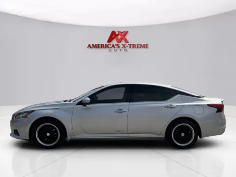 Photos of 2019 Nissan Altima 2.5 SV for sale in Houston, TX at America's Xtreme Auto