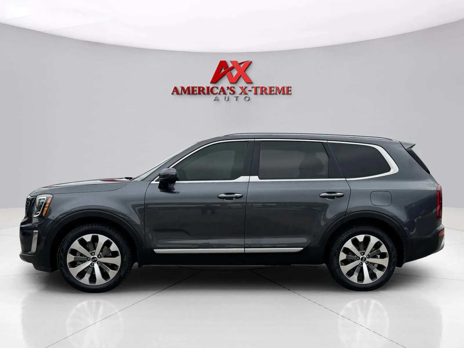 Photos of 2020 Kia Telluride S for sale in Houston, TX at America's Xtreme Auto
