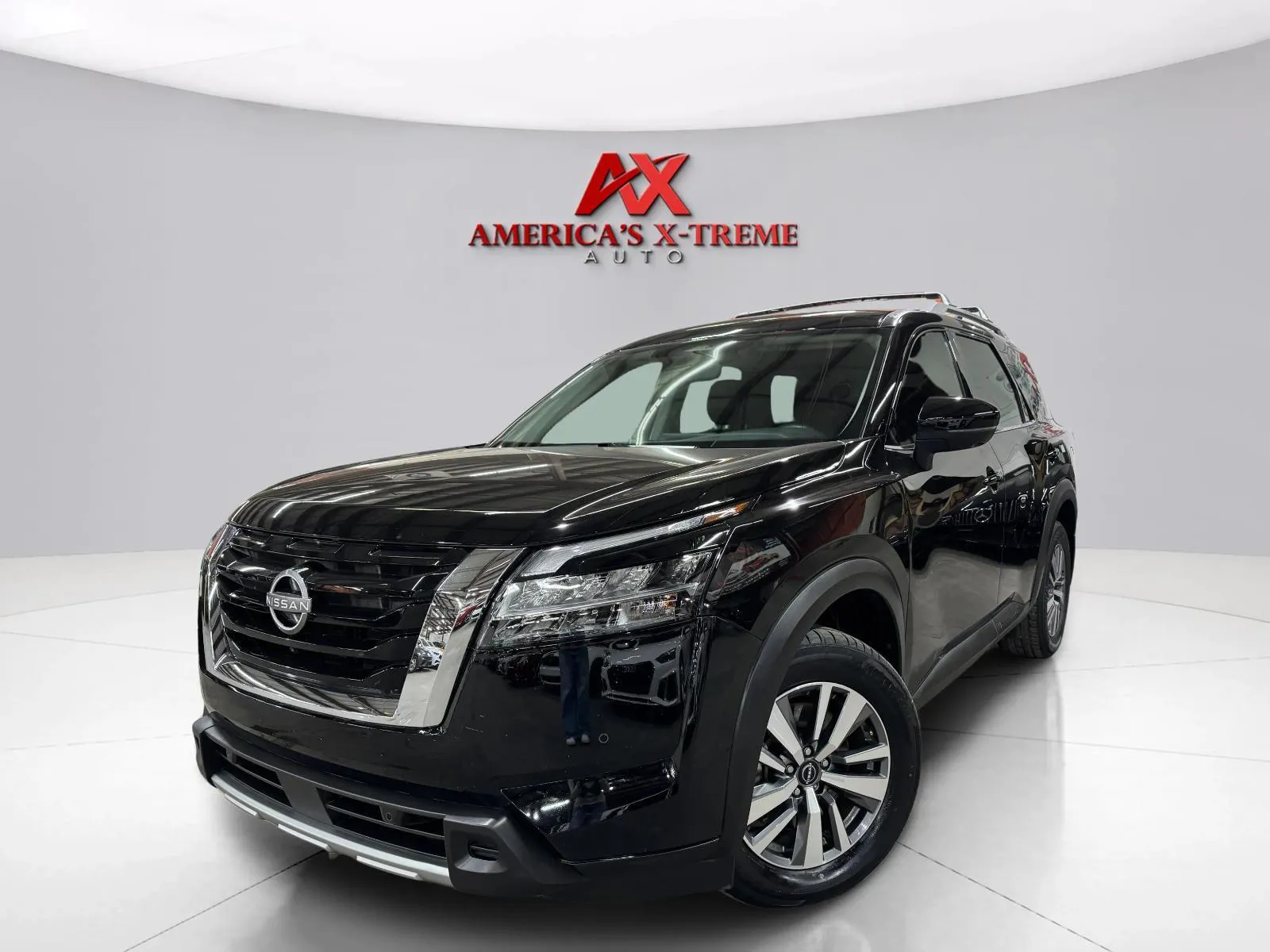 Black 2023 Nissan Pathfinder SL for sale in Atlanta, GA
