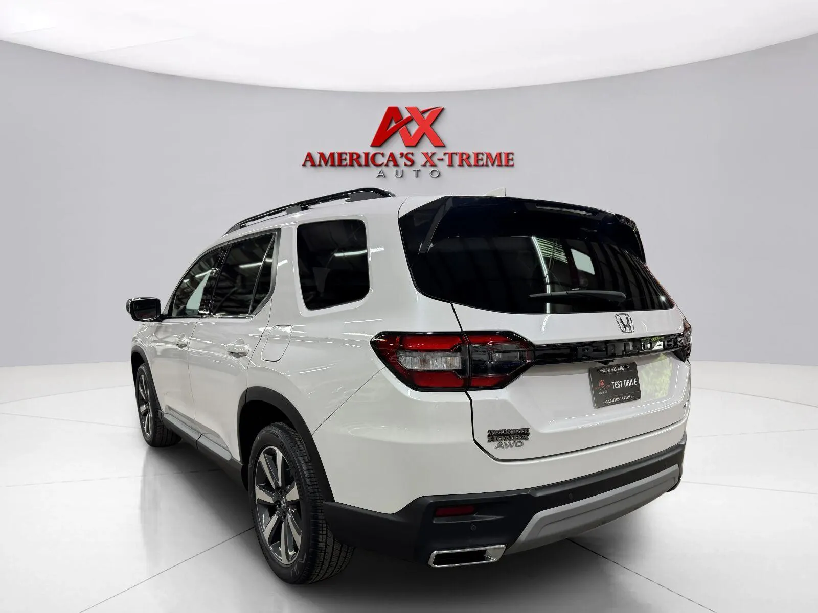 More photos of 2023 Honda Pilot Elite at AX Auto Inc., GA