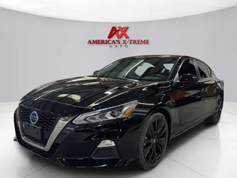 Photos of 2022 Nissan Altima 2.5 SR for sale in Atlanta, GA at AX Auto Inc.