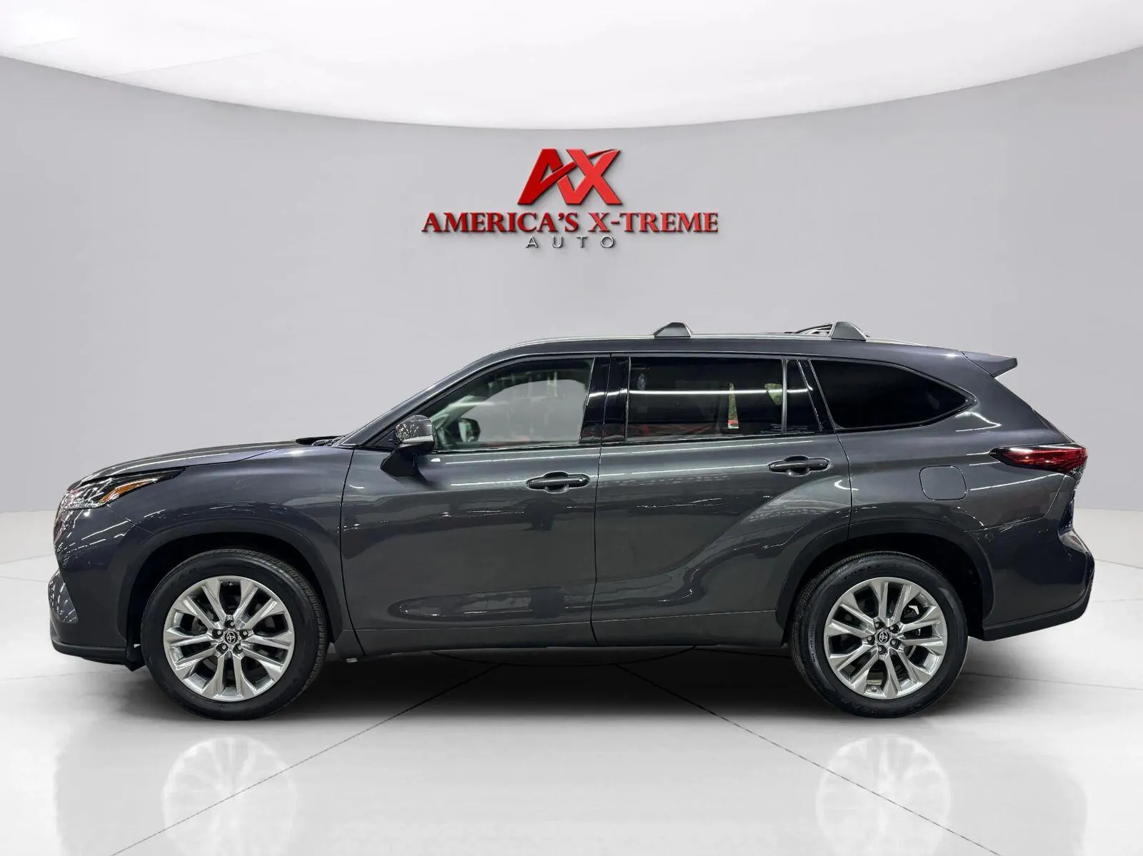 More photos of 2023 Toyota Highlander Limited at AX Auto Inc., GA
