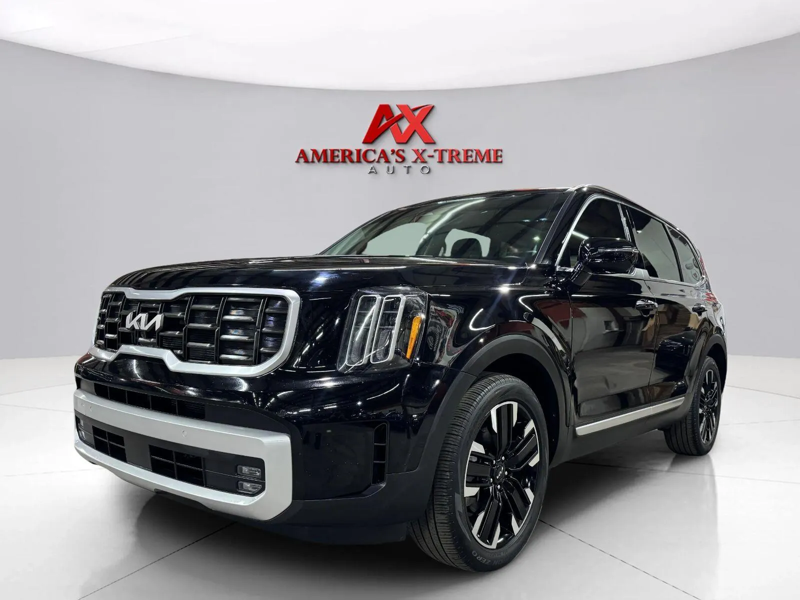 Photos of 2024 Kia Telluride SX for sale in Atlanta, GA at AX Auto Inc.