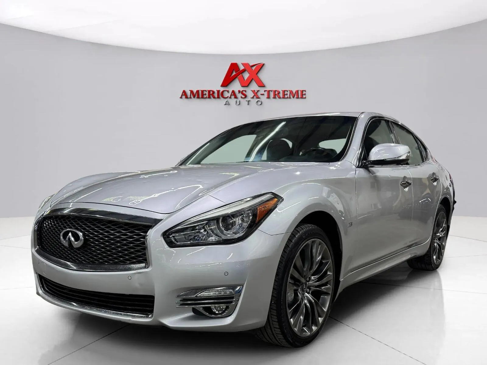 Photos of 2019 INFINITI Q70 3.7 LUXE for sale in Atlanta, GA at AX Auto Inc.