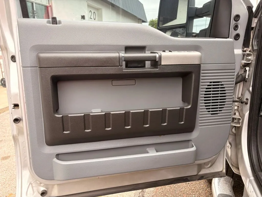 Ford F-250 photo 15