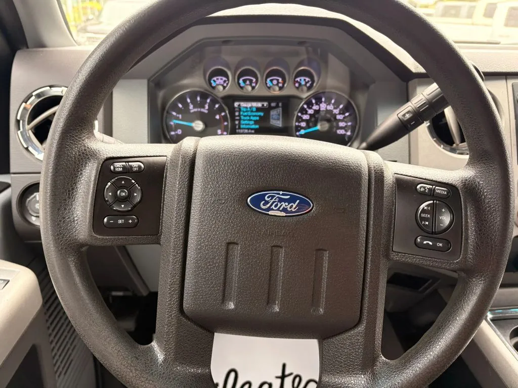 Ford F-250 photo 19