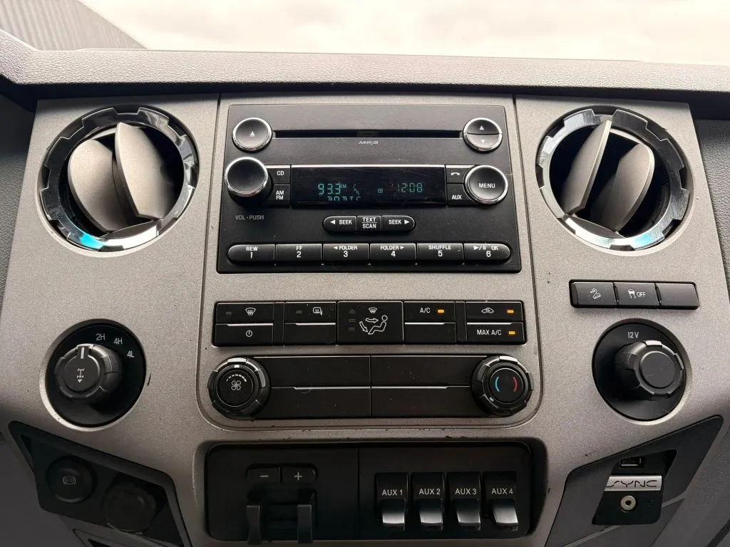 Ford F-250 photo 20