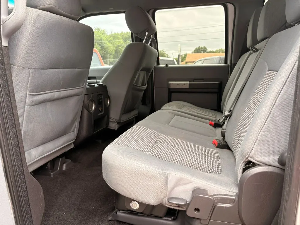 Ford F-250 photo 14