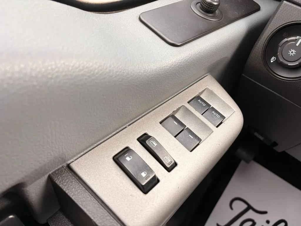 Ford F-250 photo 27