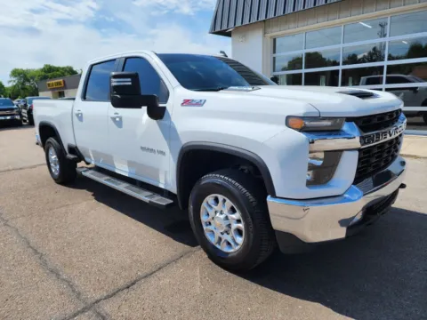 Photos of 2023 Chevrolet Silverado 2500 HD Crew Cab LT Pickup 4D 6 1/2 ft for sale in Fremont, NE at Tailgate Motor Co. (Fremont North)