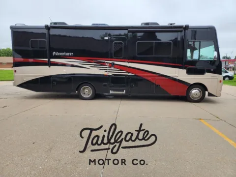 Black 2019 Winnebago Adventurer 30T for sale in Fremont, NE