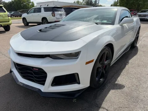 More photos of 2014 Chevrolet Camaro SS Coupe 2D at Tailgate Motor Co. (Fremont North), NE
