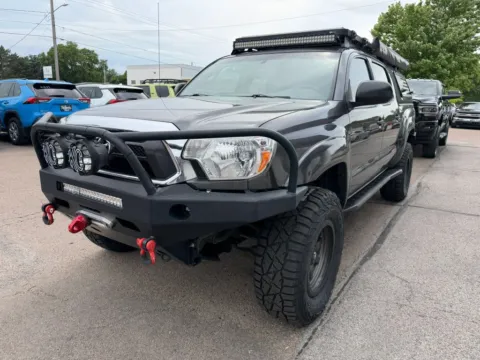 More photos of 2014 Toyota Tacoma Double Cab Pickup 4D 5 ft at Tailgate Motor Co. (Fremont North), NE