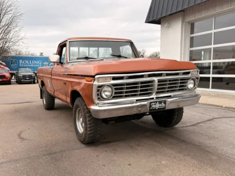 Photos of 1975 Ford F-100 Custom for sale in Fremont, NE at Tailgate Motor Co. (Fremont North)