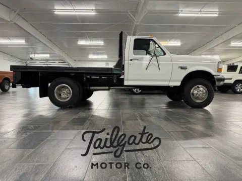White 1997 Ford F350 Regular Cab & Chassis 161' WB 2D for sale in Fremont, NE