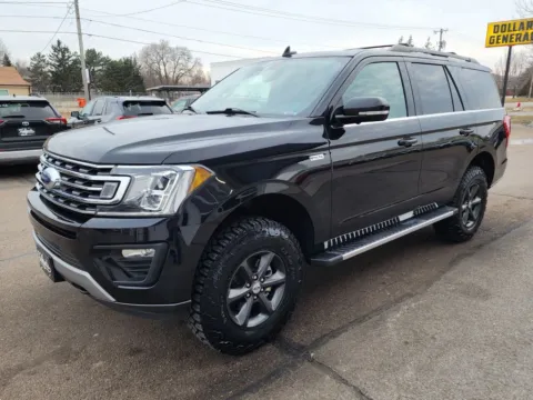 More photos of 2020 Ford Expedition XLT Sport Utility 4D at Tailgate Motor Co. (Fremont North), NE