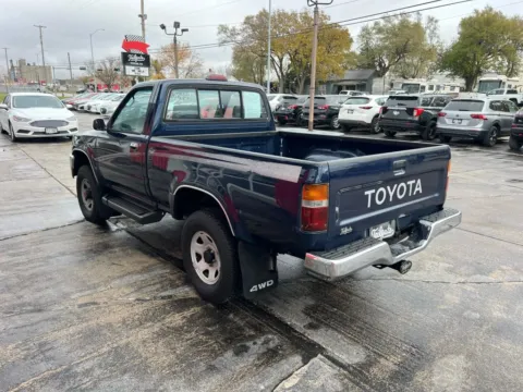 More photos of 1994 Toyota Regular Cab DX Short Bed at Tailgate Motor Co. (Fremont North), NE