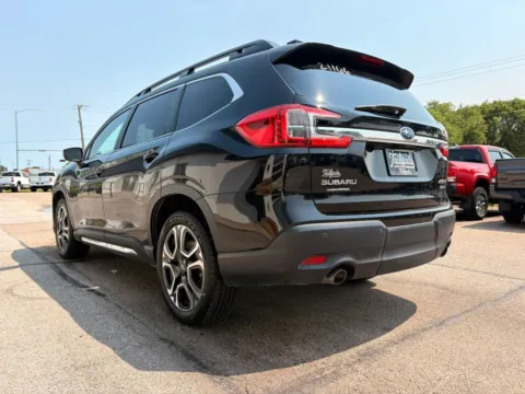 More photos of 2023 Subaru Ascent Limited Sport Utility 4D at Tailgate Motor Co. (Fremont North), NE
