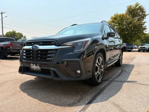 More photos of 2023 Subaru Ascent Limited Sport Utility 4D at Tailgate Motor Co. (Fremont North), NE