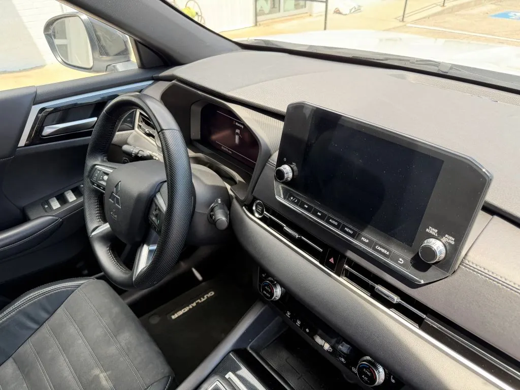 Mitsubishi Outlander photo 9
