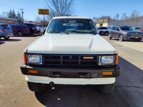 Another view of 1986 Toyota 4Runner SR5 2D SUV 4X4 Turbo for sale in Fremont, NE at Tailgate Motor Co. (Fremont North)