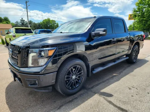 More photos of 2018 Nissan Titan Crew Cab SV Pickup 4D 5 1/2 ft at Tailgate Motor Co. (Fremont North), NE
