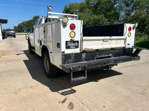 More photos of 2015 Ford F350 Super Duty Super Cab XL Pickup 4D 8 ft at Tailgate Motor Co. (Fremont North), NE