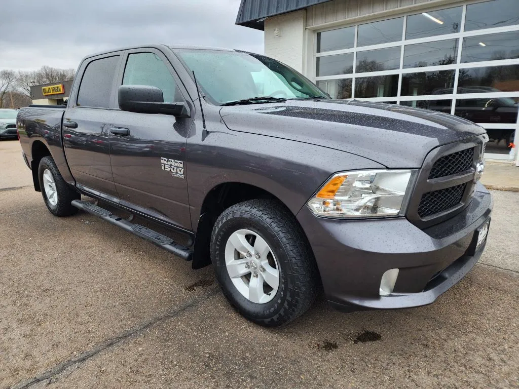 Ram 1500 photo 2