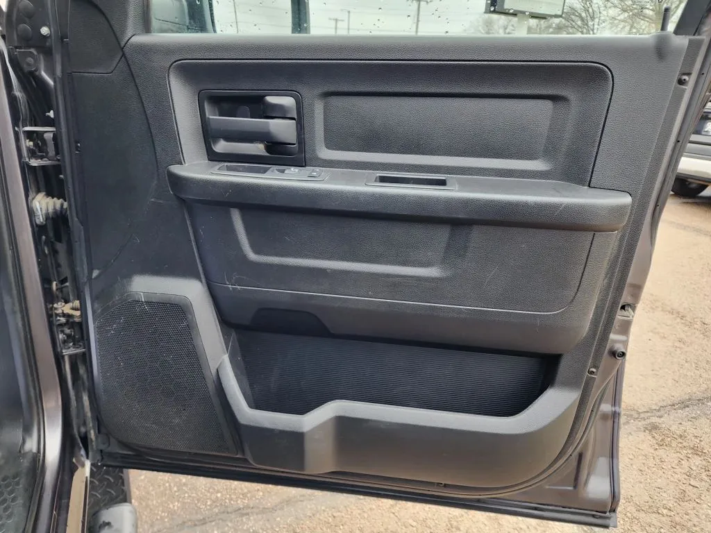 Ram 1500 photo 8